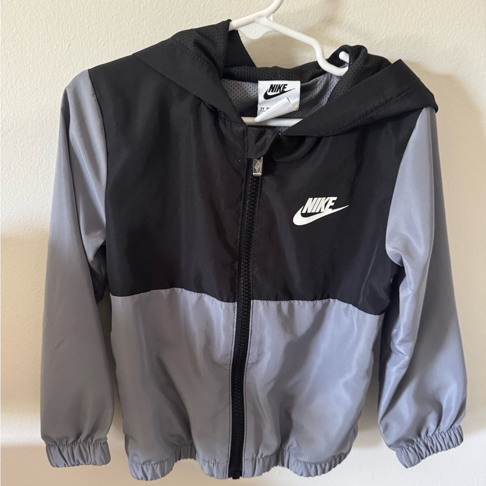 Nike Two-Tone Black and Gray Jacket